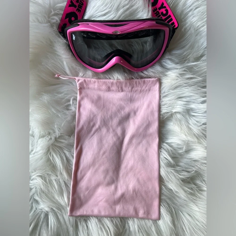Juicy Couture Vintage Ski Goggles - Picture 12 of 12
